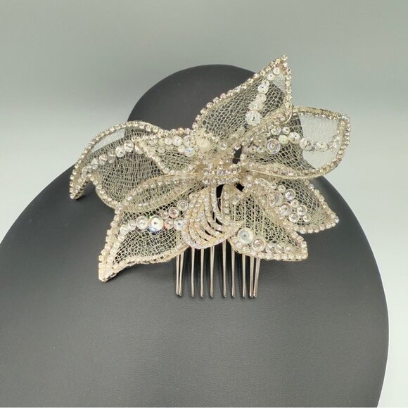 Wedding Floral Hair Comb - Veil Clip - Picture 5 of 16